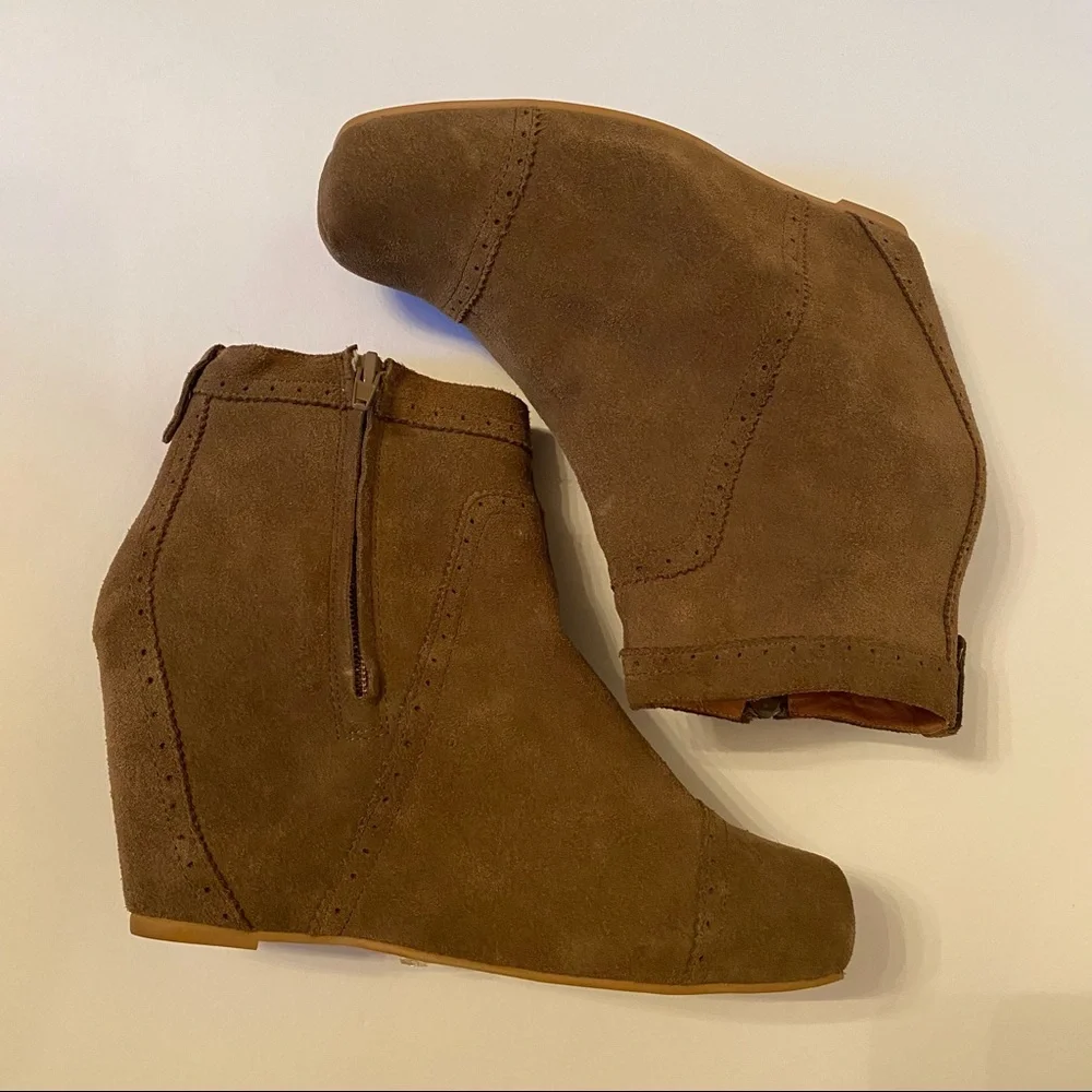JEFFREY CAMPBELL SHOES BOOTS ANKLE BOOTIES BROWN SUEDE LEATHER WEDGE ZIP SIZE 8